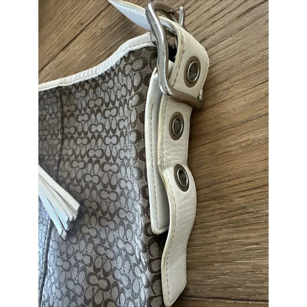 Coach vtg Purse Logo Signature Handbags White Brown Monogram F10416‎